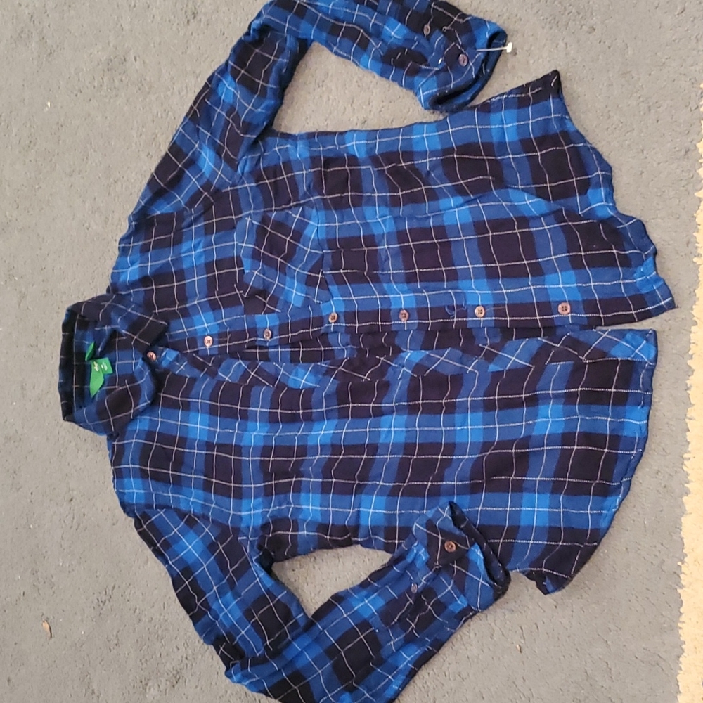 5/$15 Woman's M Dip plad blue and black shirt